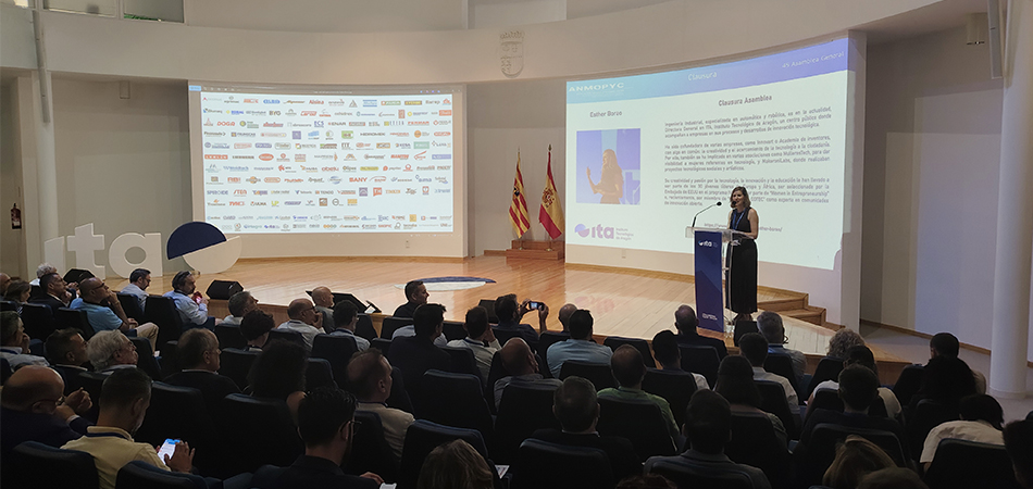 Esther Borao para web.jpg